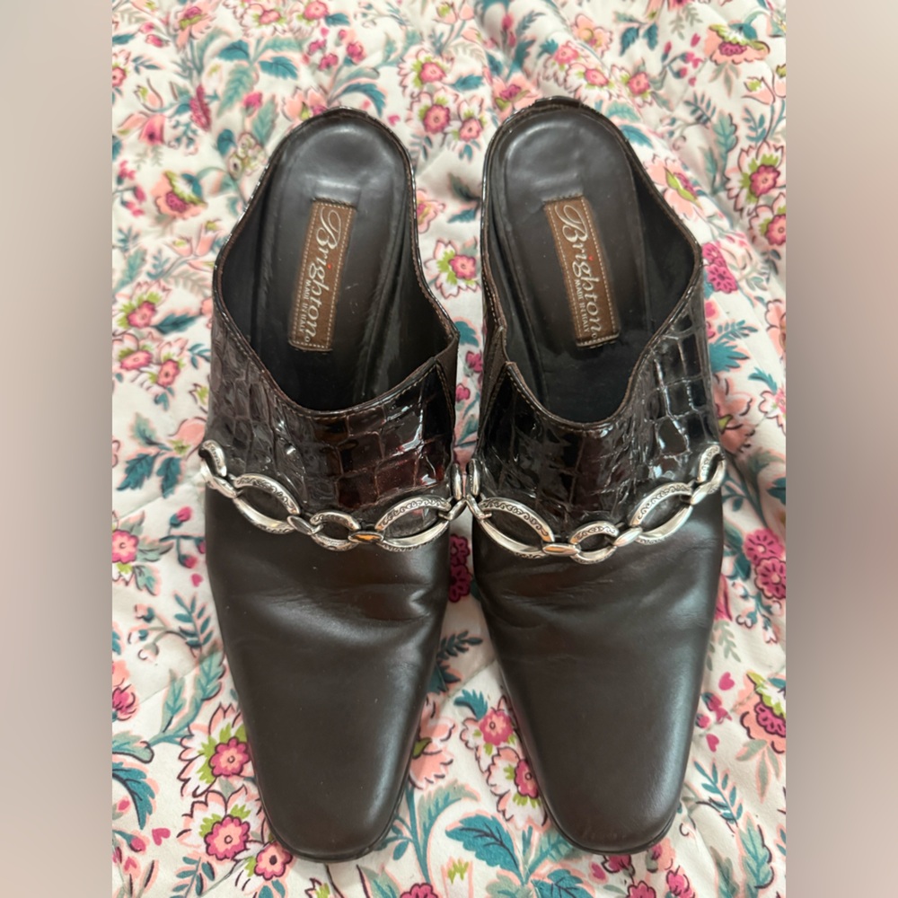 Brighton Dark Brown Croc-Embossed Leather Mules with Silver Chain